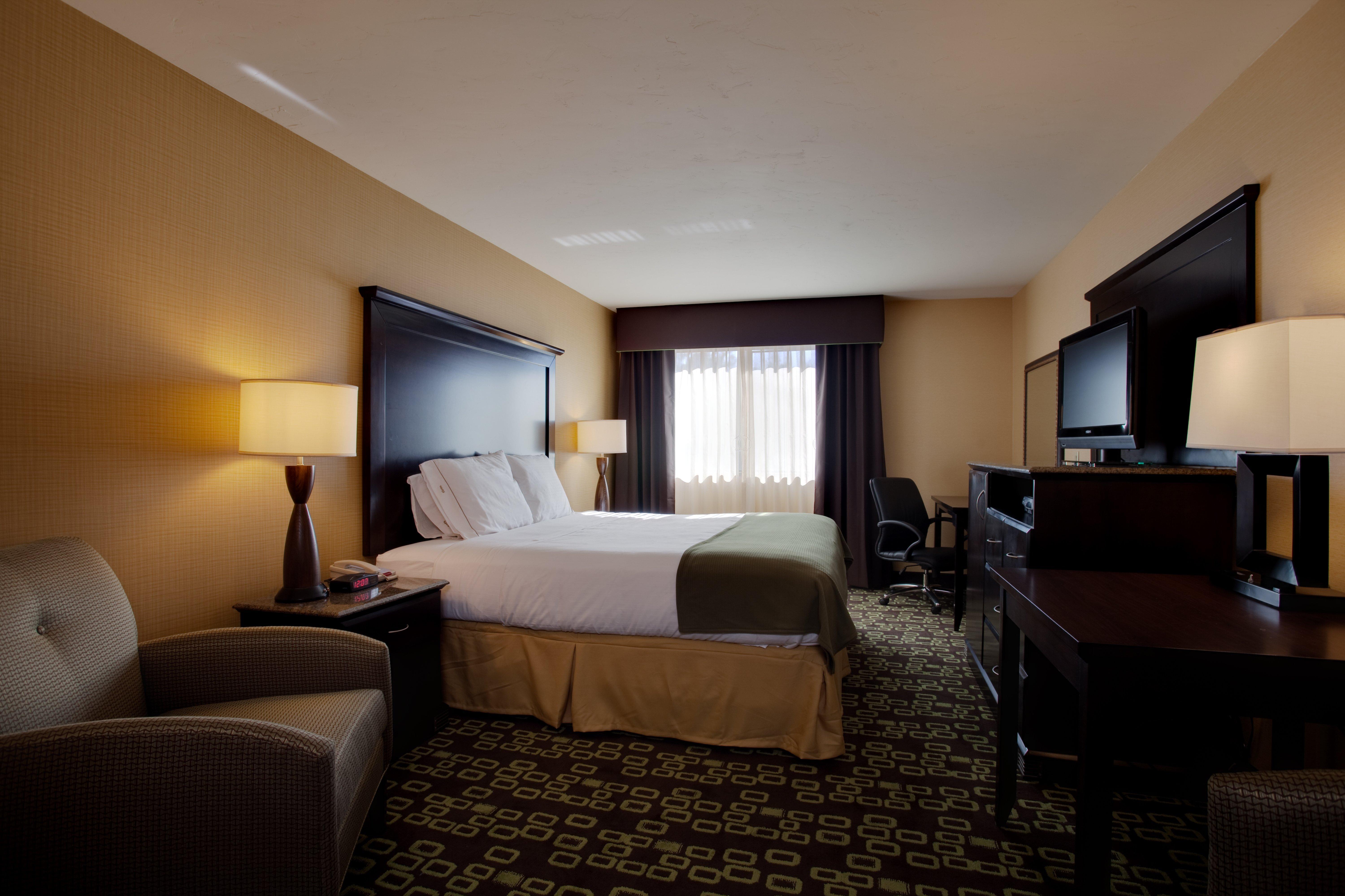 Holiday Inn Express Hotel & Suites Woodland Hills By Ihg Los Angeles Eksteriør billede