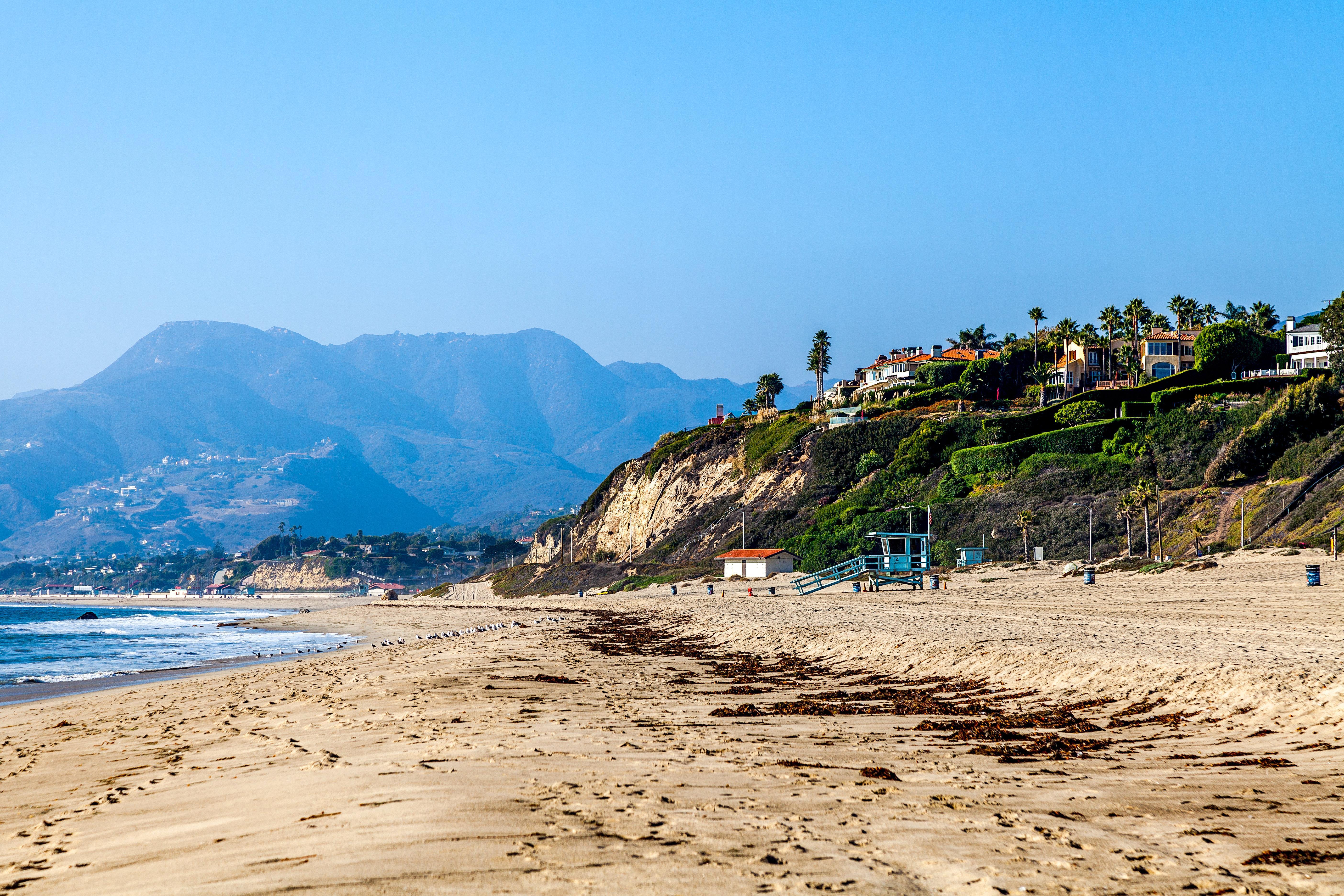 Holiday Inn Express Hotel & Suites Woodland Hills By Ihg Los Angeles Eksteriør billede