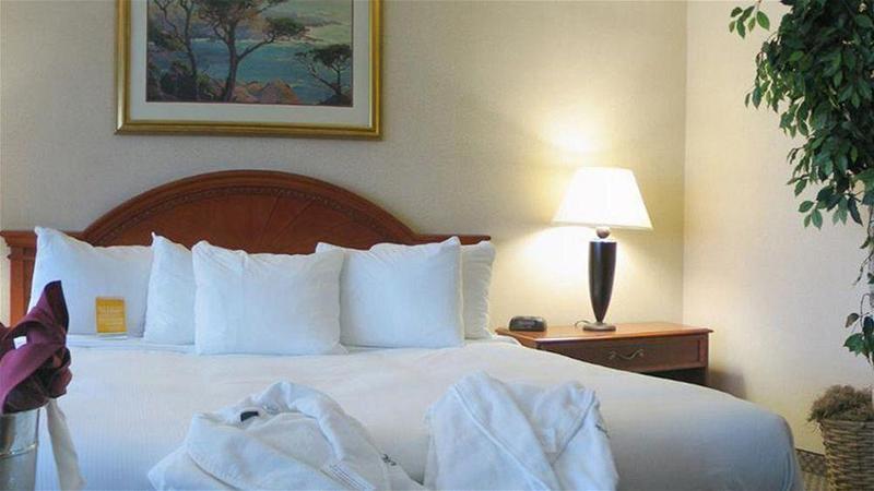 Holiday Inn Express Hotel & Suites Woodland Hills By Ihg Los Angeles Eksteriør billede